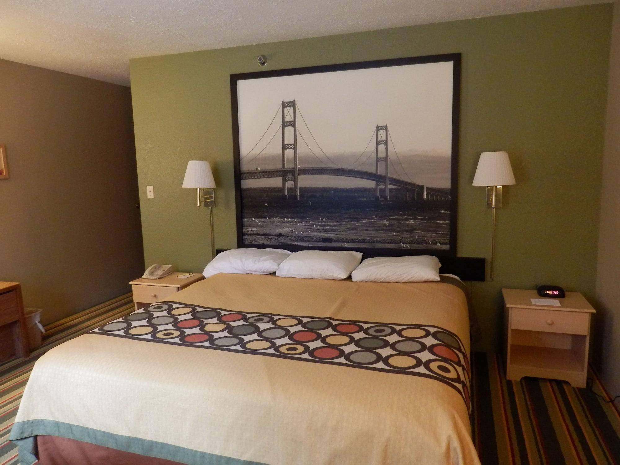 Super 8 By Wyndham Grayling Otel Dış mekan fotoğraf